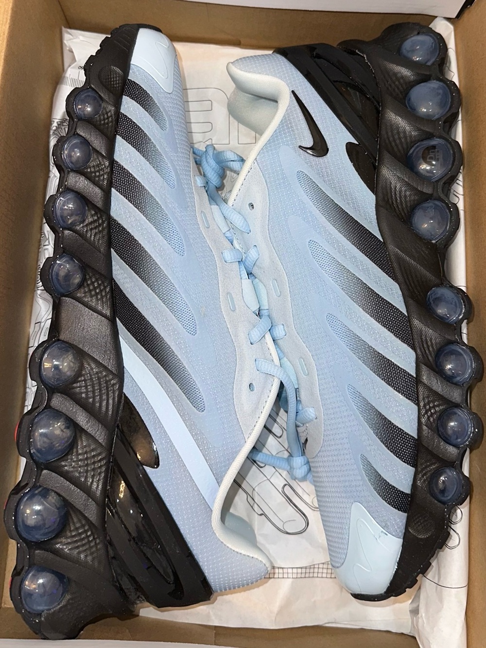 Women’s Nike Air Max DN8 in Cobalt Tint and Black - Psychic Blue